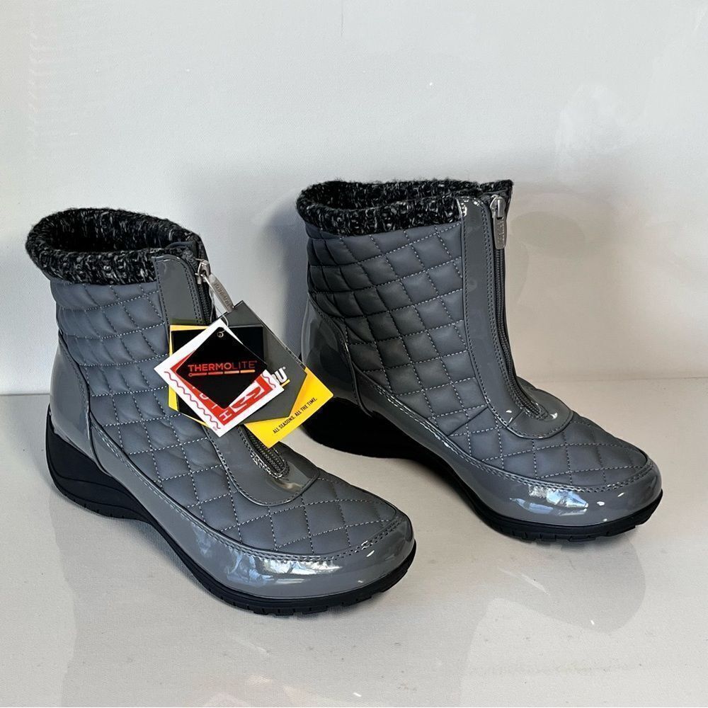 Khombu Megan Waterproof Front-Zip Winter Boots - Picture 3 of 6
